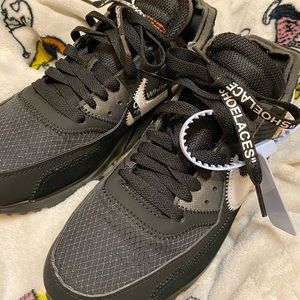 Off white air max’s